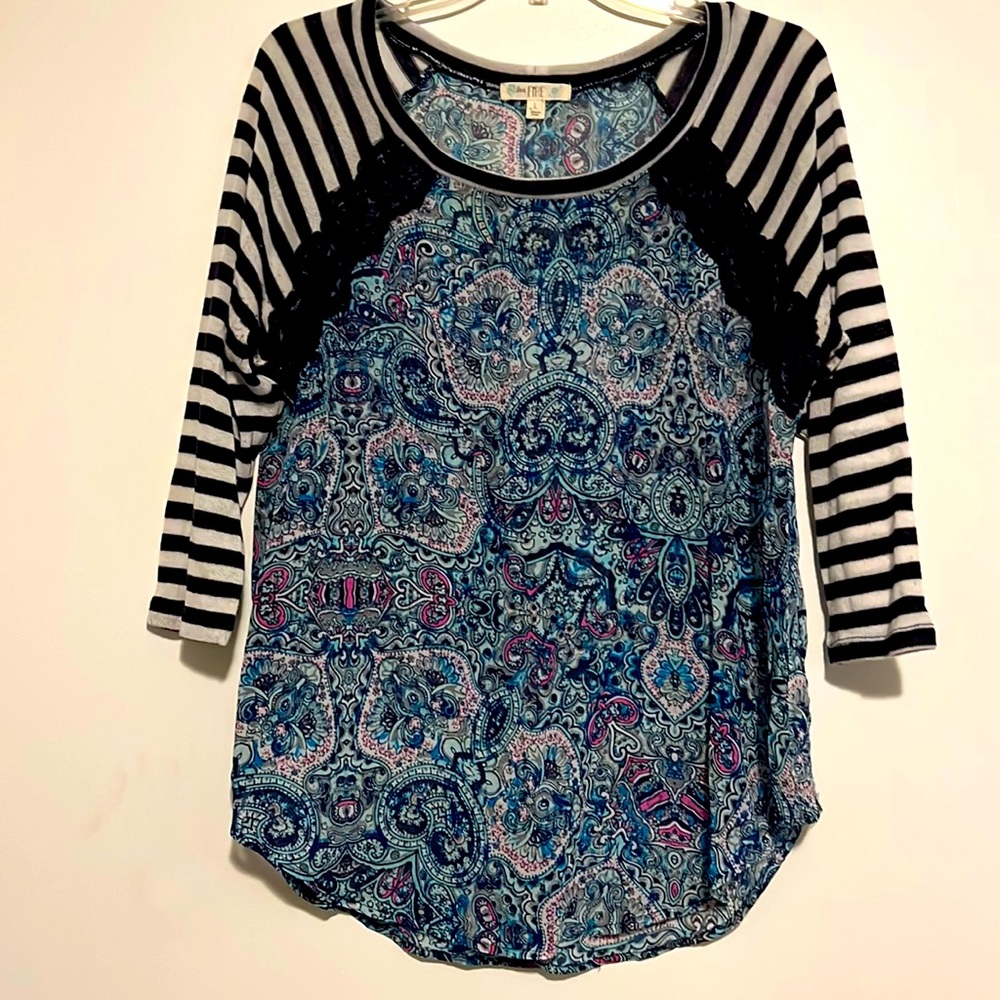 Women’s blouse